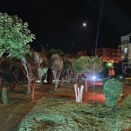 Fes Urban Apartment - Urban Elegance With Garden And Pool Access المظهر الخارجي الصورة
