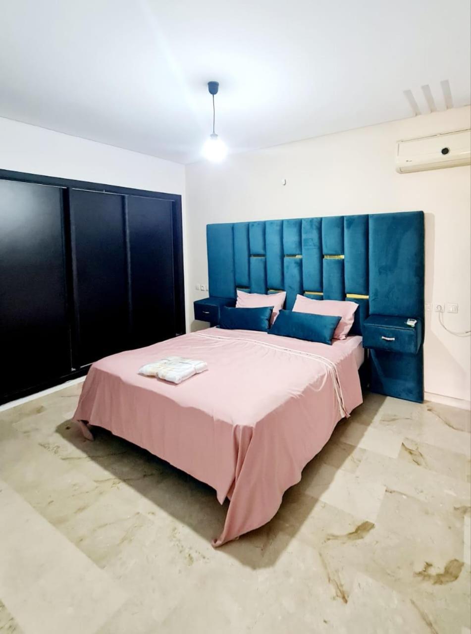 Fes Urban Apartment - Urban Elegance With Garden And Pool Access المظهر الخارجي الصورة
